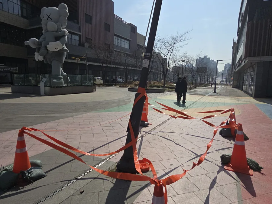 가로등 배선 및 기초 공사 현장